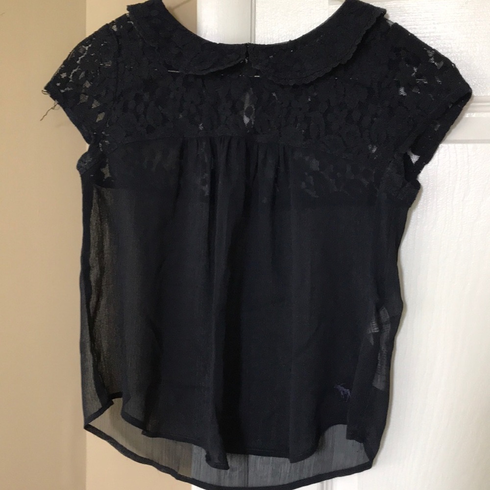 Flowy Navy top with lace, size XS